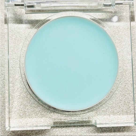 BECCA Anti-Fatigue Under Eye Primer X3 - Picture 3 of 3